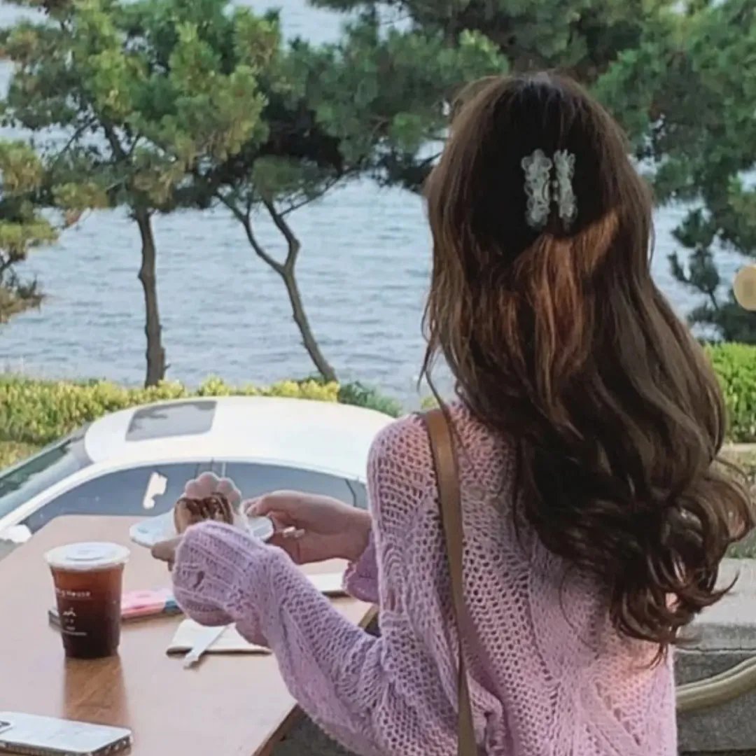 刚重生就把未来老婆吓晕了